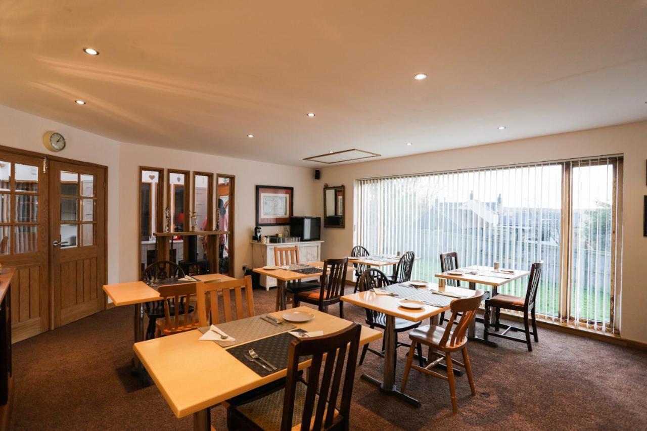 Crackin View Guest House เฮกแซม ภายนอก รูปภาพ